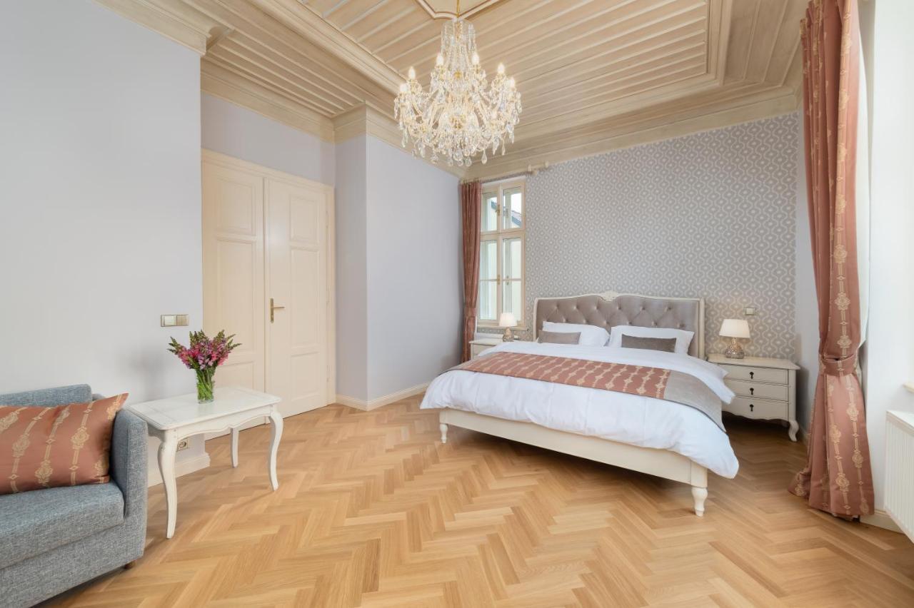 Hotel & Restaurant Chateau Trnova Trnowa 外观 照片