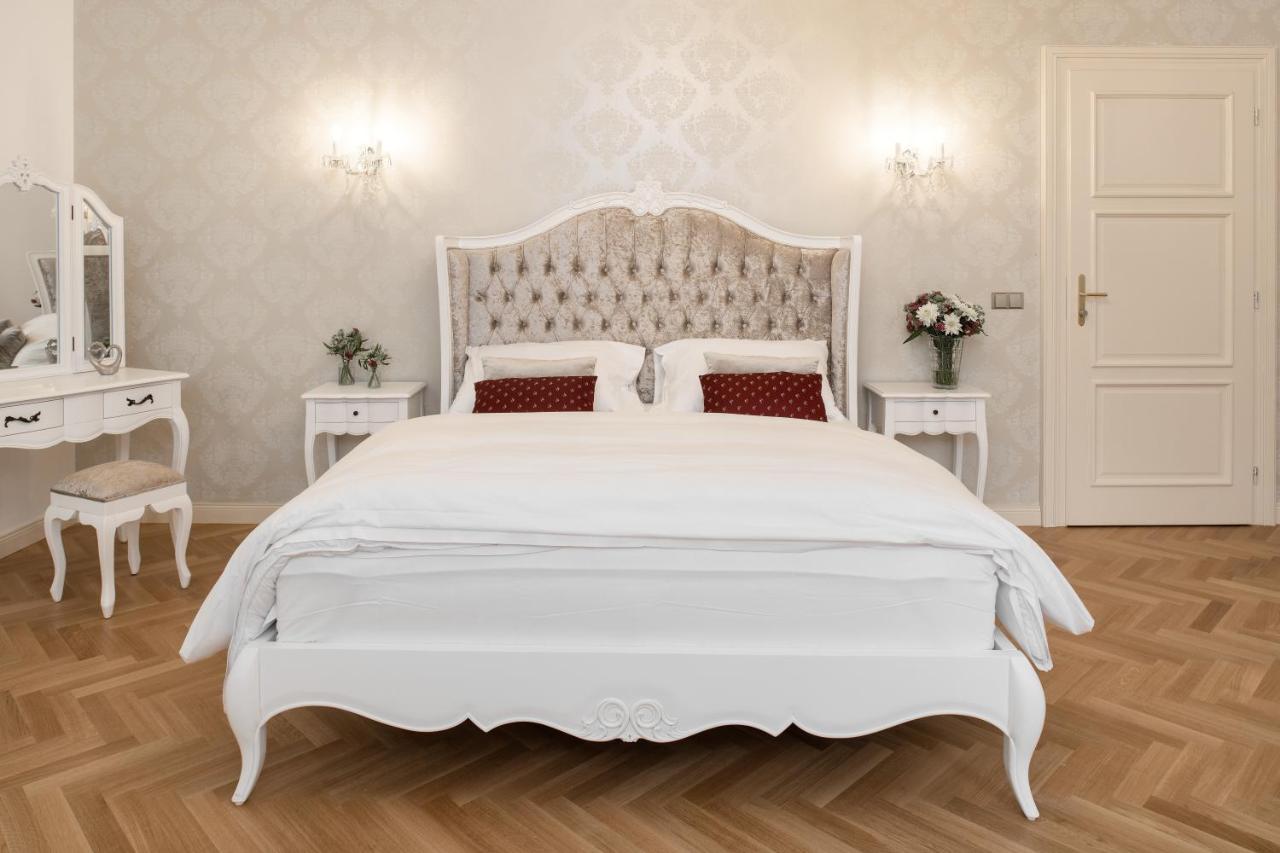 Hotel & Restaurant Chateau Trnova Trnowa 外观 照片