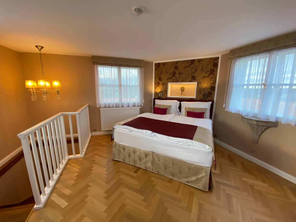 Hotel & Restaurant Chateau Trnova Trnowa 外观 照片