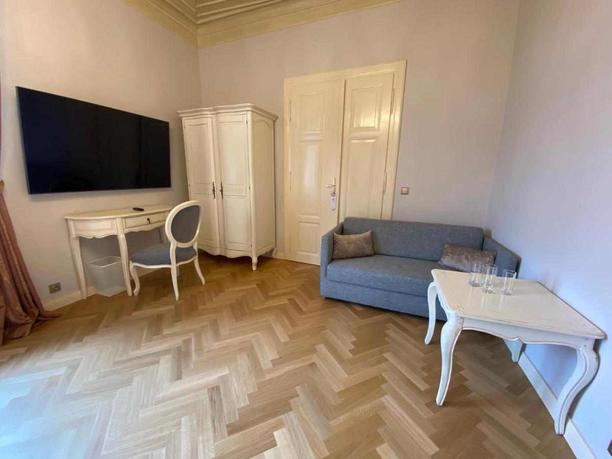 Hotel & Restaurant Chateau Trnova Trnowa 外观 照片
